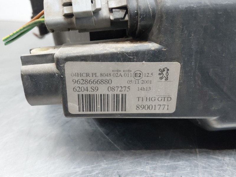 Recambio de faro izquierdo para peugeot 206 hatchback (2a/c) 1.6 16v referencia OEM IAM   