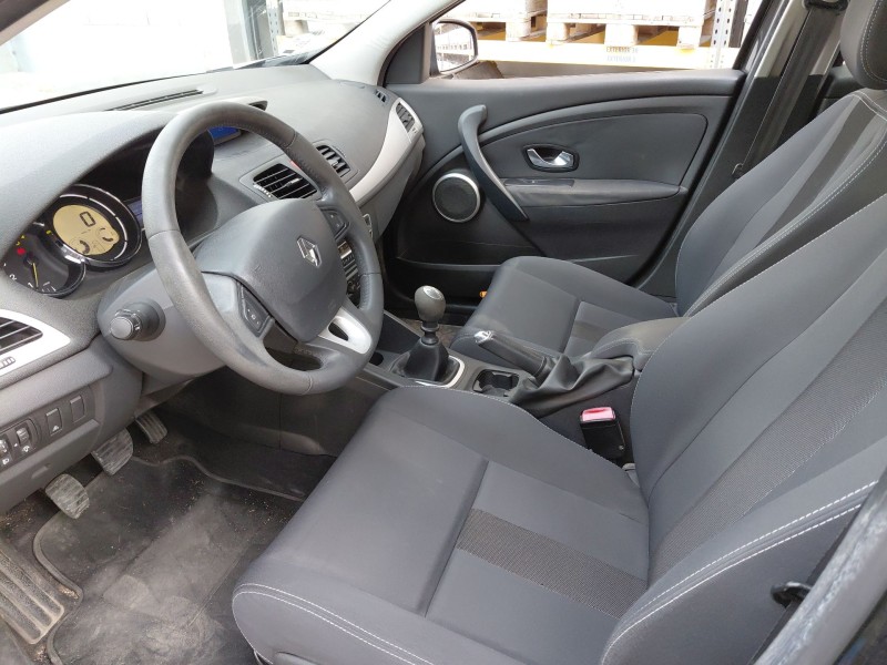 renault megane iii hatchback (bz0/1_, b3_) del año 2010