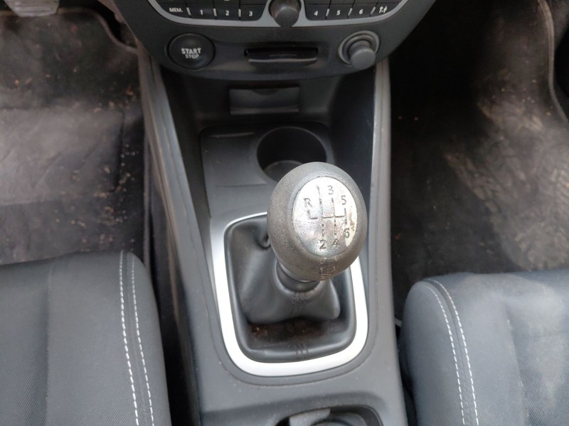 renault megane iii hatchback (bz0/1_, b3_) del año 2010