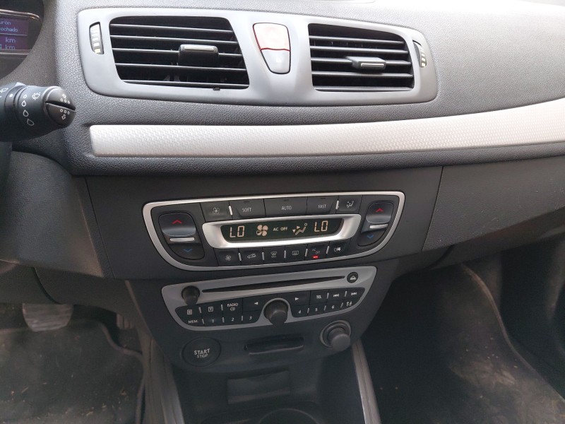 renault megane iii hatchback (bz0/1_, b3_) del año 2010