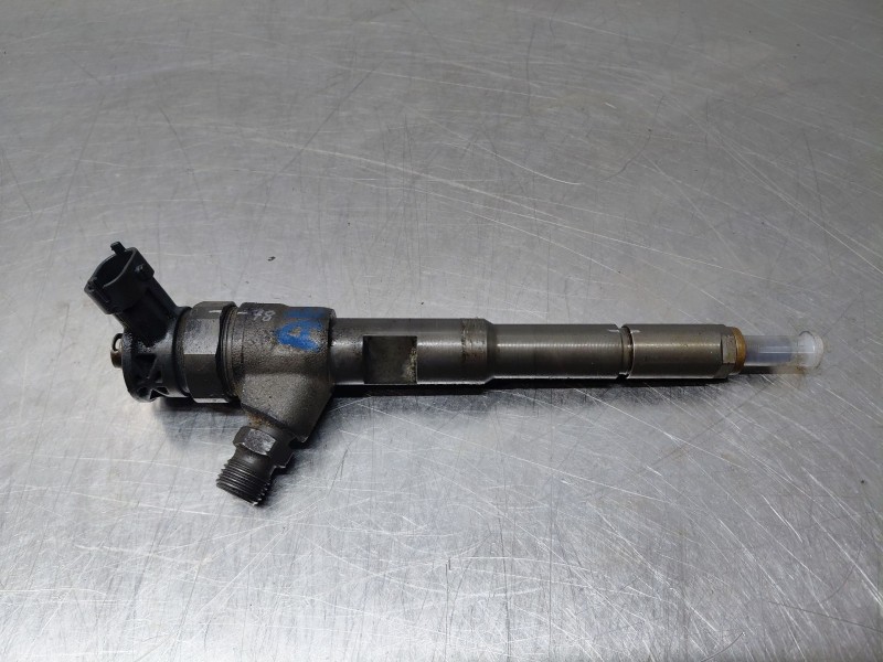 Recambio de inyector para dacia dokker express ambiance referencia OEM IAM   