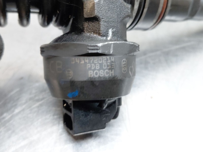 Recambio de inyector para audi a4 b5 avant (8d5) 1.9 tdi referencia OEM IAM   