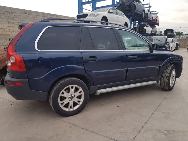 volvo xc90 del año 2004