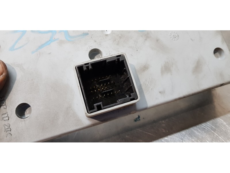 Recambio de modulo electronico para fiat punto berlina (188) 1.2 16v sporting referencia OEM IAM 46774361  