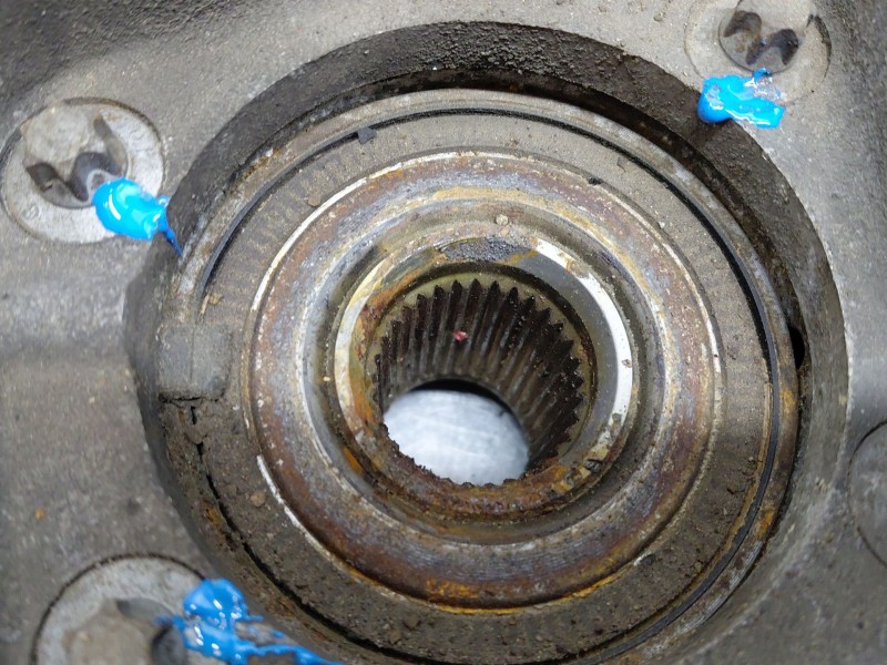 Recambio de mangueta trasera derecha para maserati quattroporte granlusso referencia OEM IAM   