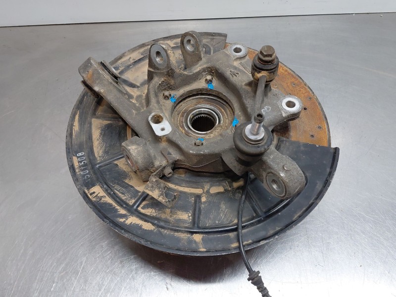 Recambio de mangueta trasera izquierda para maserati quattroporte granlusso referencia OEM IAM   