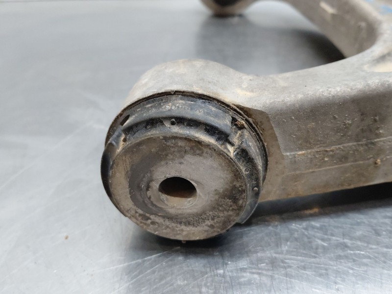 Recambio de brazo suspension inferior delantero izquierdo para maserati quattroporte granlusso referencia OEM IAM   
