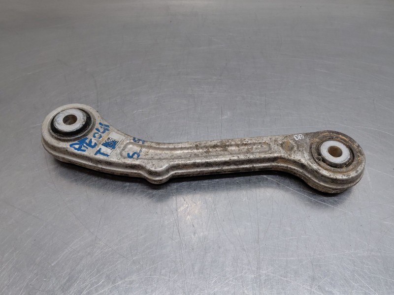 Recambio de brazo suspension inferior trasero derecho para maserati quattroporte granlusso referencia OEM IAM   