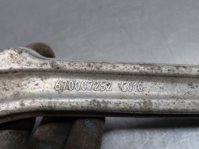 Recambio de brazo suspension inferior trasero izquierdo para maserati quattroporte granlusso referencia OEM IAM   