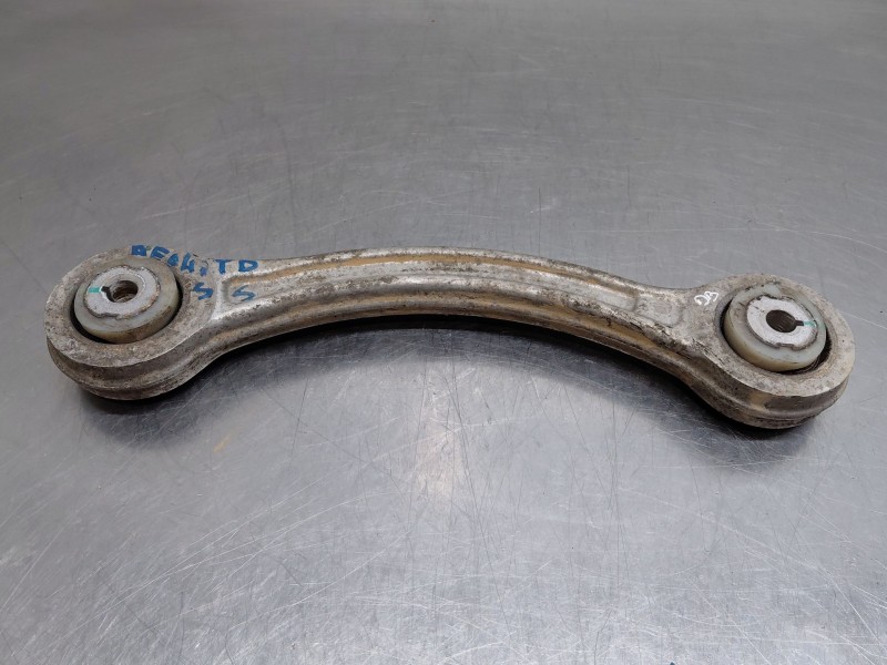 Recambio de brazo suspension superior trasero derecho para maserati quattroporte granlusso referencia OEM IAM   