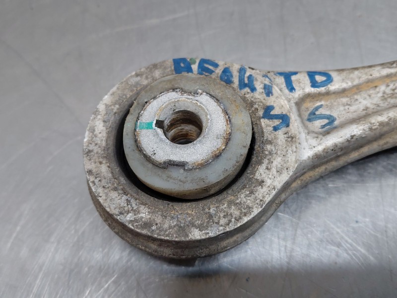 Recambio de brazo suspension superior trasero derecho para maserati quattroporte granlusso referencia OEM IAM   