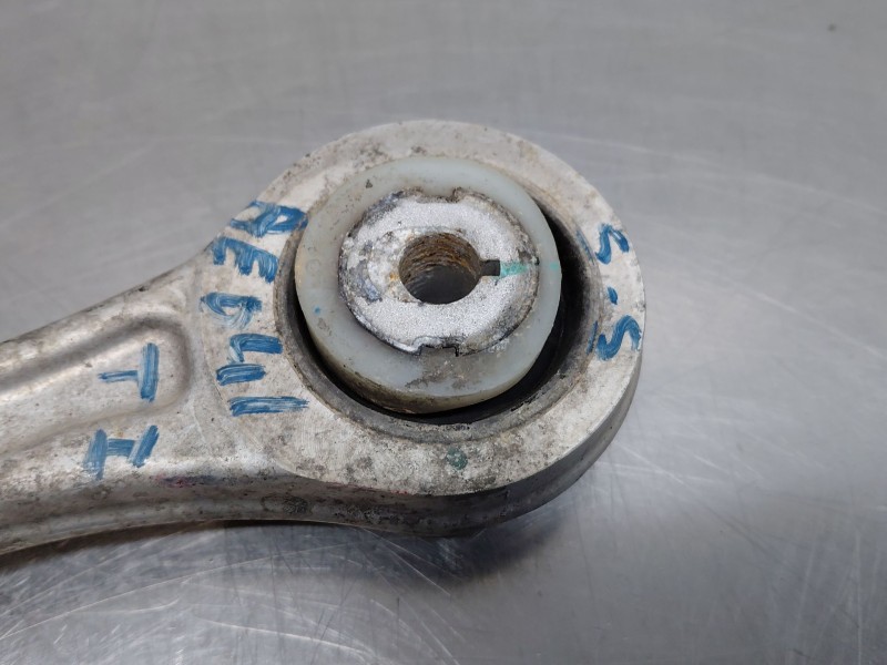 Recambio de brazo suspension superior trasero izquierdo para maserati quattroporte granlusso referencia OEM IAM   