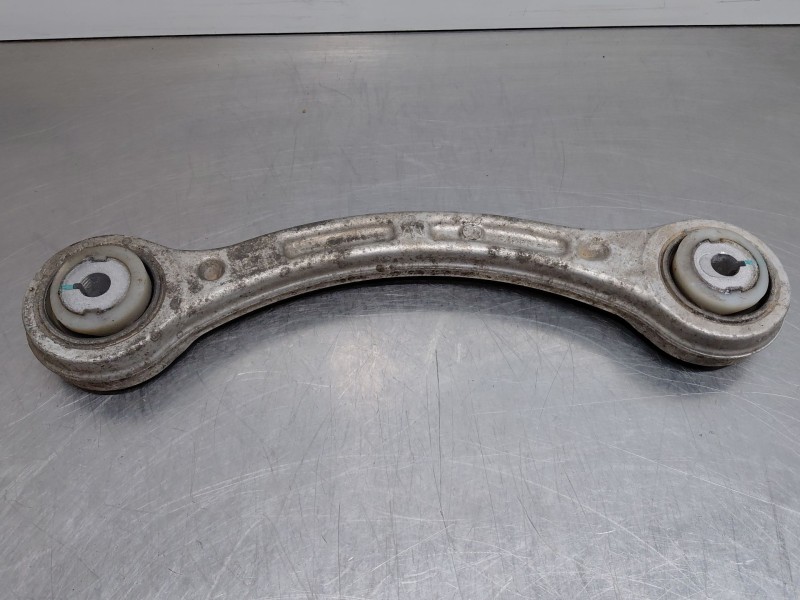 Recambio de brazo suspension superior trasero izquierdo para maserati quattroporte granlusso referencia OEM IAM   