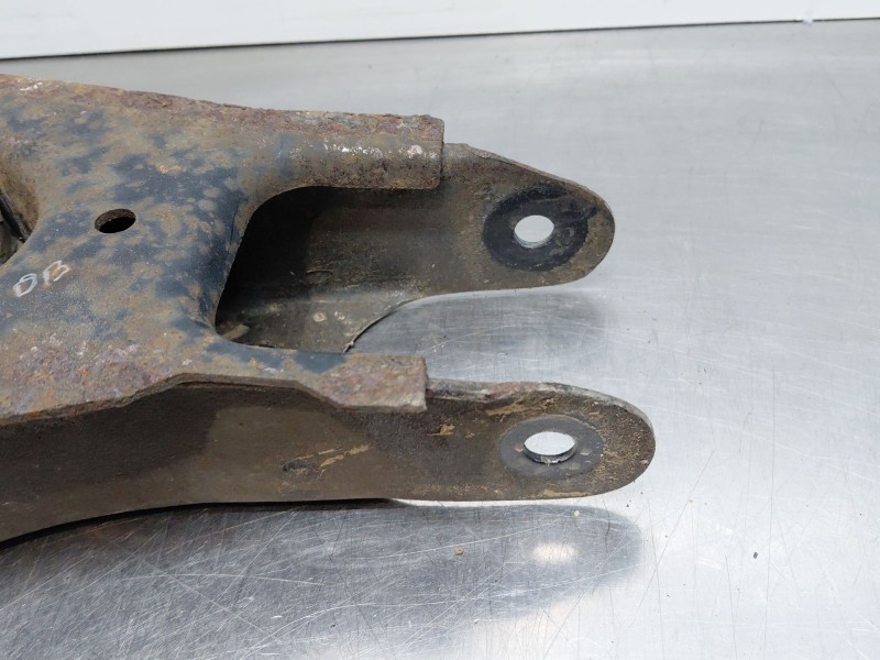 Recambio de brazo suspension inferior trasero derecho para maserati quattroporte granlusso referencia OEM IAM   