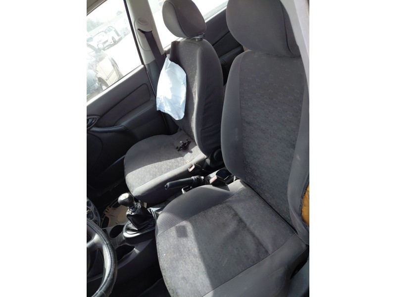 ford focus i sedán (dfw) del año 2003