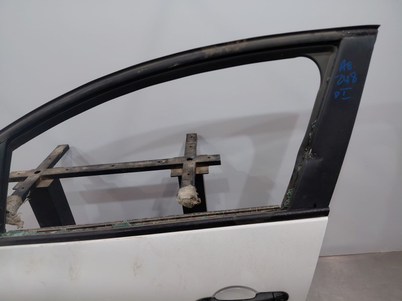 Recambio de puerta delantera izquierda para renault clio iv life referencia OEM IAM 801017896R  