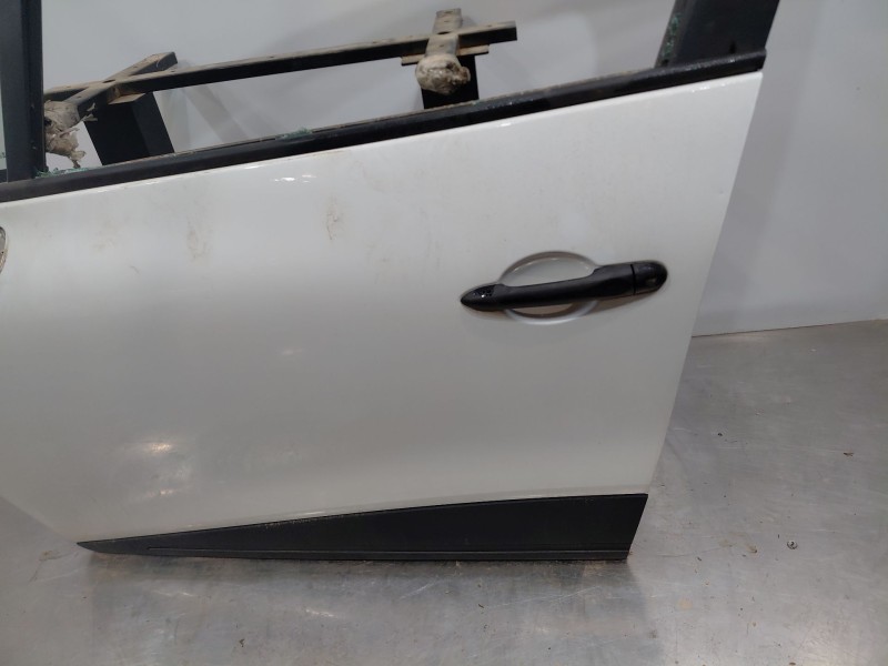 Recambio de puerta delantera izquierda para renault clio iv life referencia OEM IAM 801017896R  