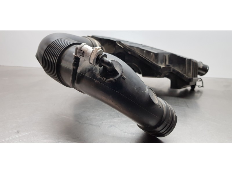 Recambio de filtro aire para jeep renegade limited 4x2 referencia OEM IAM 52180860 68518595AA 