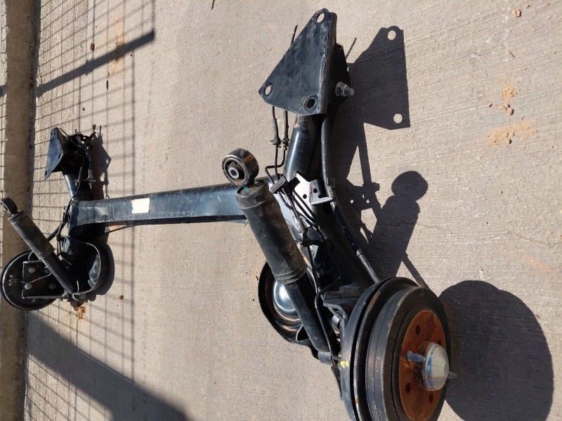 Recambio de puente trasero para fiat 500 dolcevita referencia OEM IAM 51889557  