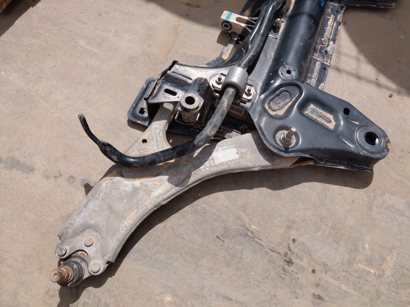 Recambio de puente delantero para opel mokka edition referencia OEM IAM 94531937  