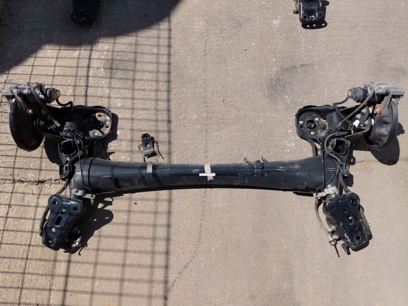 Recambio de puente trasero para opel mokka edition referencia OEM IAM   