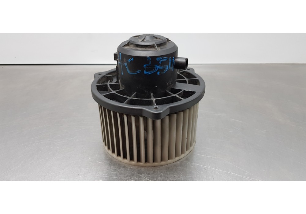 Recambio de motor calefaccion para hyundai h 1 h 1 furg.caja cerr.c. puerta referencia OEM IAM 970614A110 970634A000 