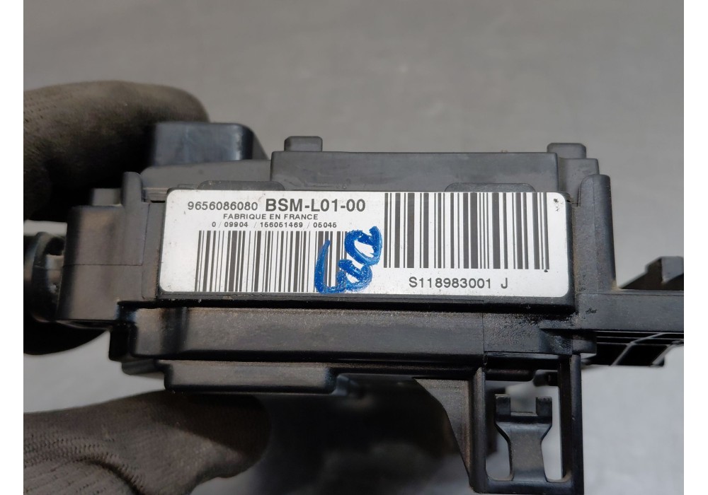 Recambio de caja reles / fusibles para peugeot 407 (6d_) 1.6 hdi 110 (6d9hzc, 6d9hyc) referencia OEM IAM 9656086080  