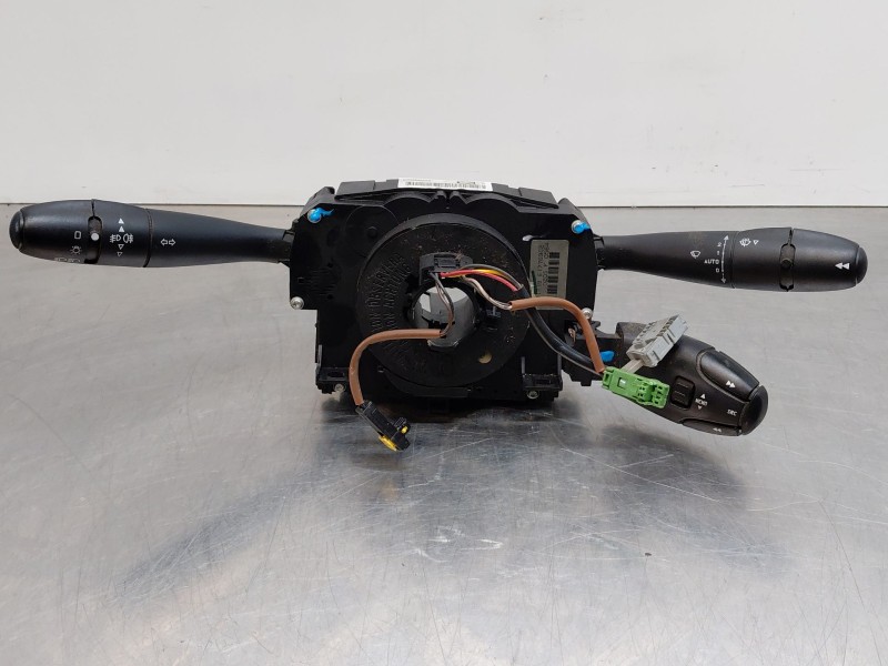 Recambio de mando multifuncion para peugeot 407 (6d_) 1.6 hdi 110 (6d9hzc, 6d9hyc) referencia OEM IAM 96473051XT  