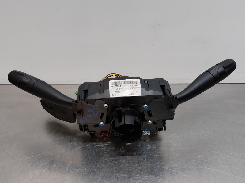 Recambio de mando multifuncion para peugeot 407 (6d_) 1.6 hdi 110 (6d9hzc, 6d9hyc) referencia OEM IAM 96473051XT  