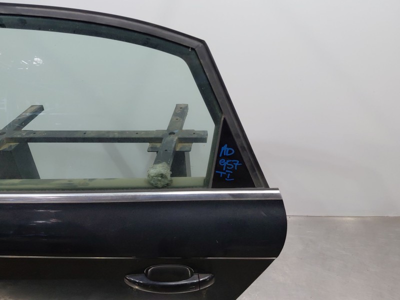 Recambio de puerta trasera izquierda para audi a4 ber. (b8) multitronic referencia OEM IAM 8K5833051D  