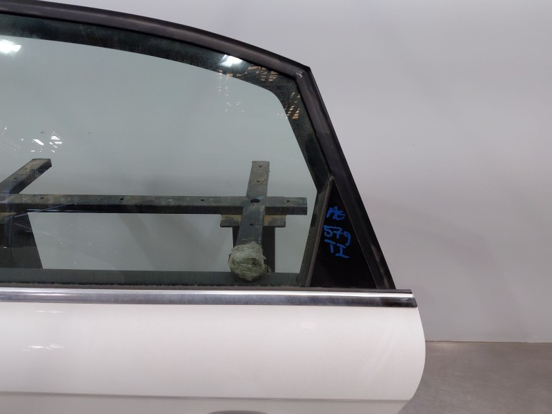 Recambio de puerta trasera izquierda para audi a4 b8 (8k2) 2.0 tdi referencia OEM IAM 8K5833051D  