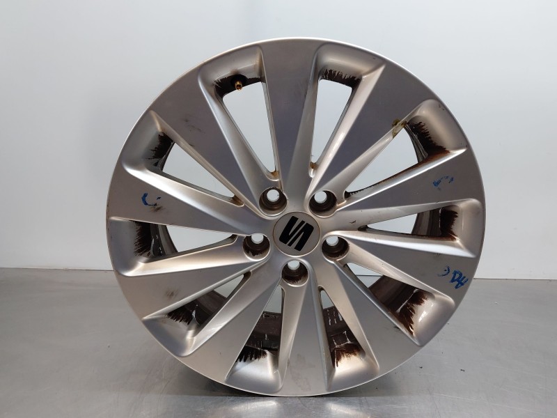 Recambio de llanta para seat arona suv referencia OEM IAM 6F96010258Z8  