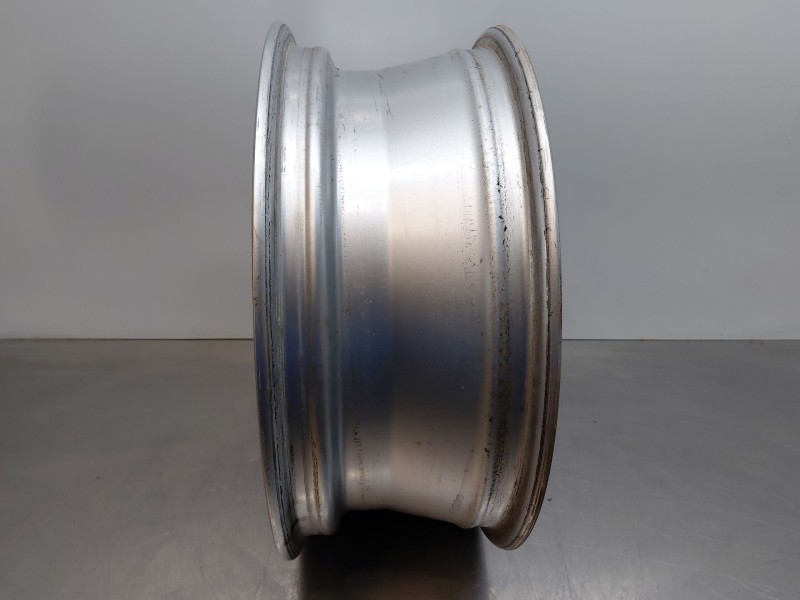 Recambio de llanta para seat arona suv referencia OEM IAM 6F96010258Z8  