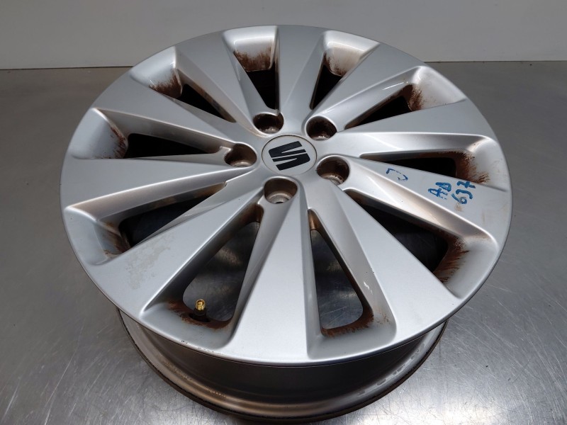 Recambio de llanta para seat arona suv referencia OEM IAM 6F96010258Z8  