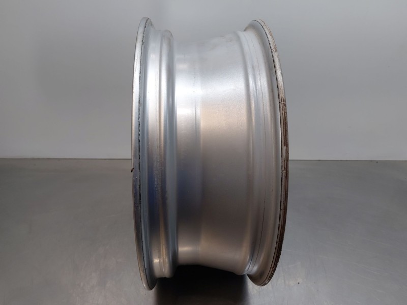 Recambio de llanta para seat arona suv referencia OEM IAM 6F96010258Z8  