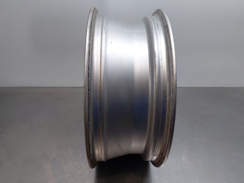 Recambio de llanta para seat arona suv referencia OEM IAM 6F96010258Z8  