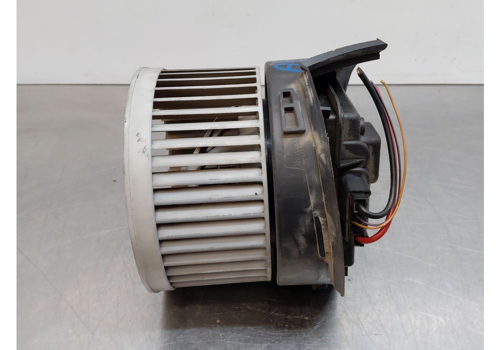 Recambio de motor calefaccion para peugeot 407 (6d_) 1.6 hdi 110 (6d9hzc, 6d9hyc) referencia OEM IAM 6441AJ  