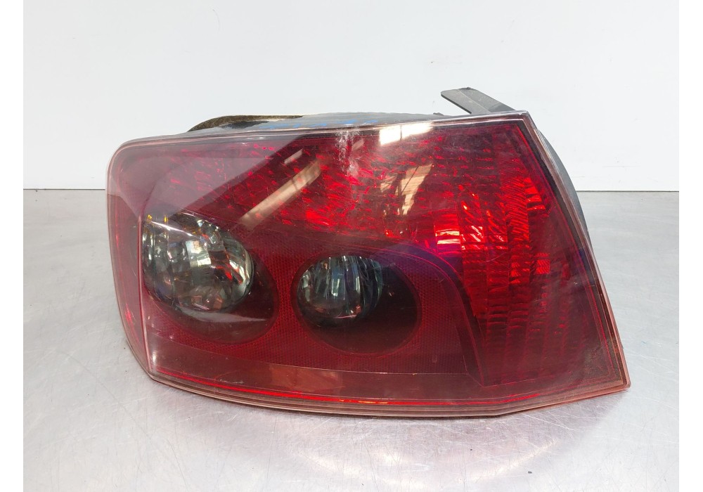 Recambio de piloto trasero izquierdo para peugeot 407 (6d_) 1.6 hdi 110 (6d9hzc, 6d9hyc) referencia OEM IAM 6350HP  