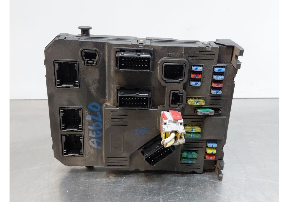 Recambio de caja reles / fusibles para peugeot 407 (6d_) 1.6 hdi 110 (6d9hzc, 6d9hyc) referencia OEM IAM 9655708480  