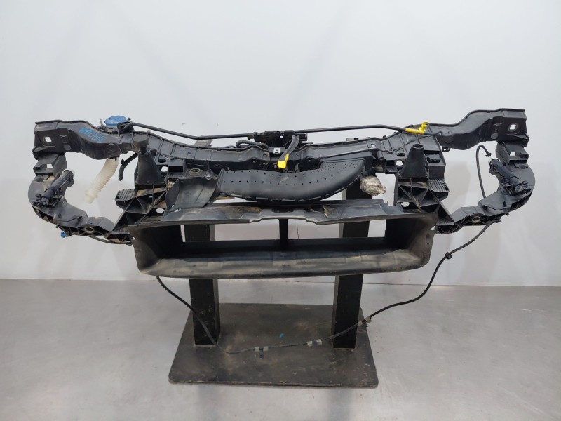 Recambio de panel frontal para ford c-max (ceu) titanium referencia OEM IAM 1926039  