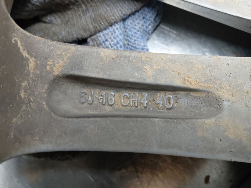 Recambio de llanta para dacia lodgy ambiance referencia OEM IAM   