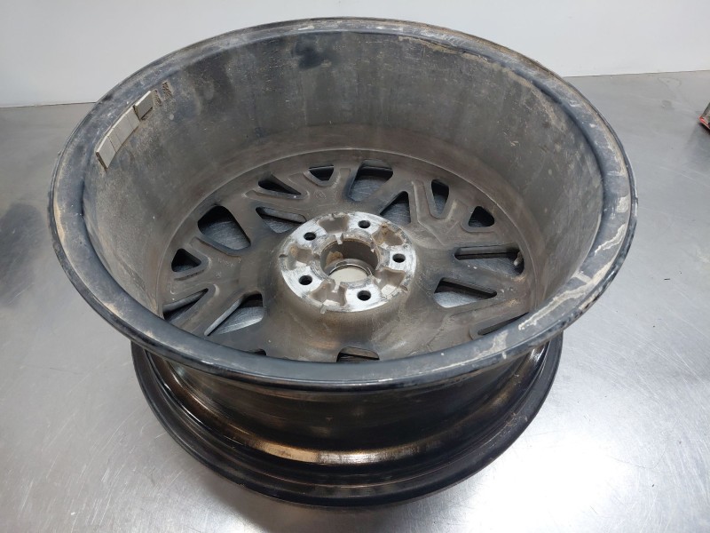 Recambio de llanta para hyundai kona hybrid referencia OEM IAM   