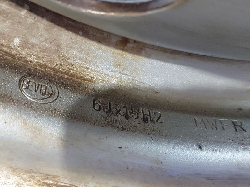 Recambio de llanta para citroën jumper iii furgoneta 2.2 hdi 130 referencia OEM IAM   