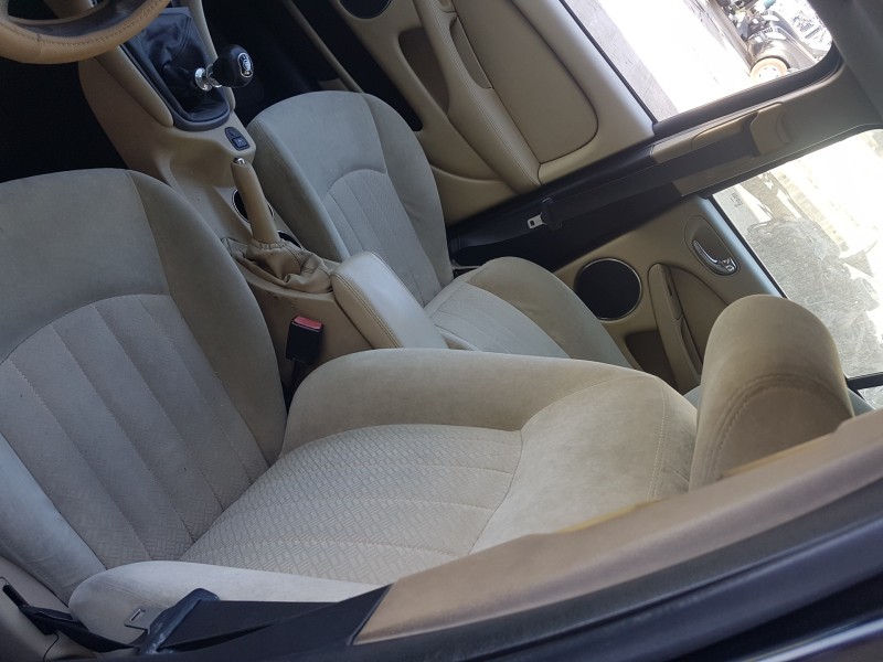 jaguar x-type del año 2004