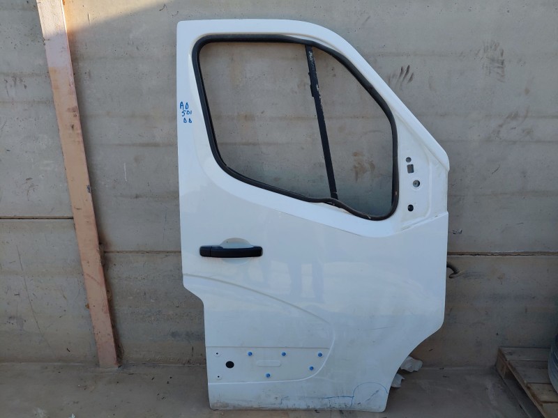 Recambio de puerta delantera derecha para renault master iii furgón referencia OEM IAM   
