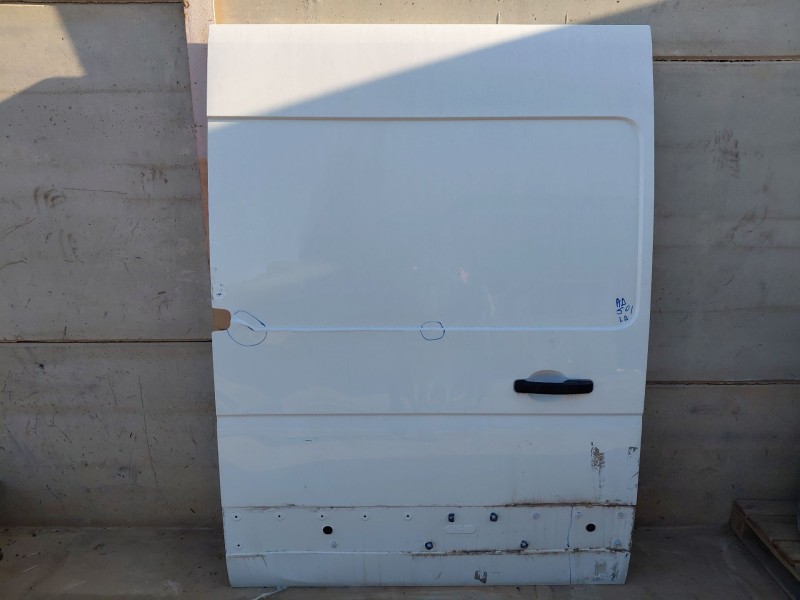Recambio de puerta lateral corredera derecha para renault master iii furgón referencia OEM IAM   