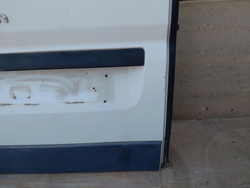 Recambio de puerta trasera izquierda para citroën jumper iii furgoneta 2.2 hdi 130 referencia OEM IAM   