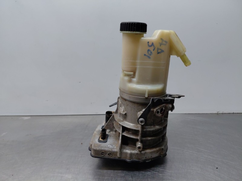 Recambio de bomba direccion para renault master iii furgón referencia OEM IAM   