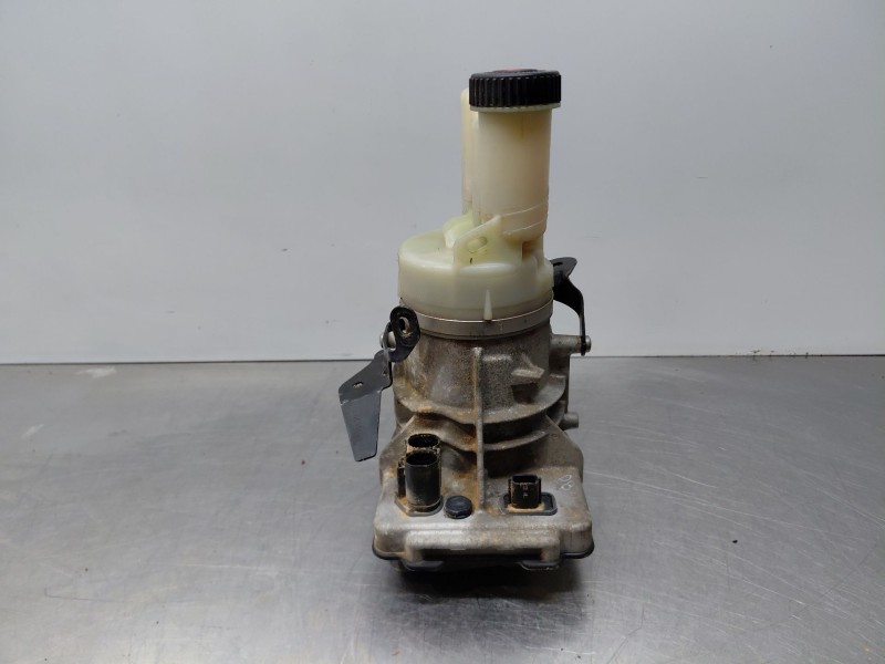 Recambio de bomba direccion para renault master iii furgón referencia OEM IAM   