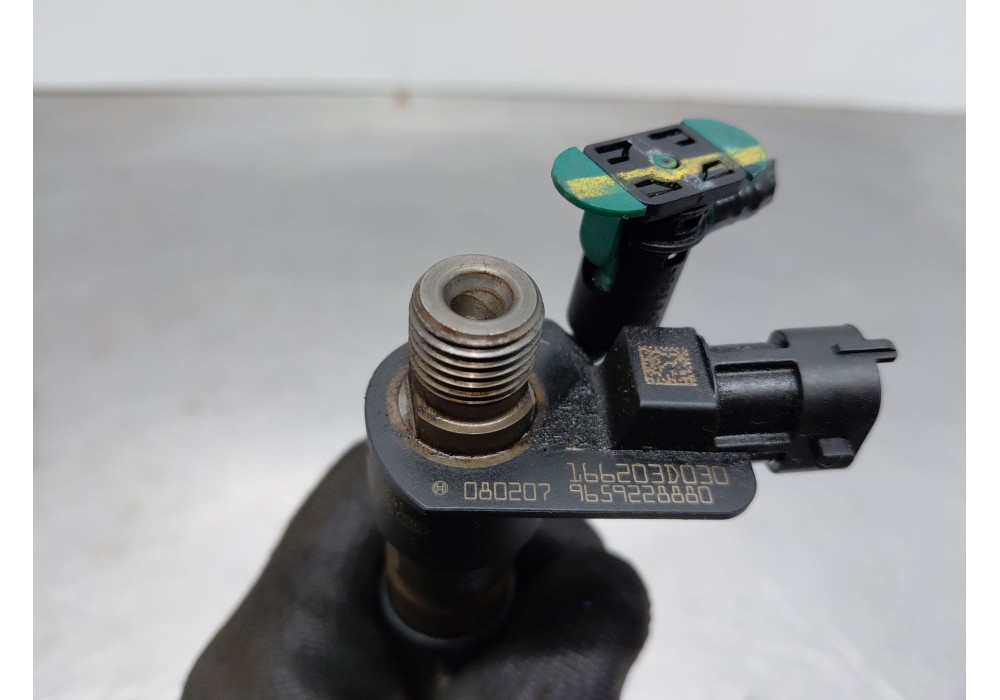 Recambio de inyector para mitsubishi outlander ii (cw_w) 2.2 di-d 4wd referencia OEM IAM 9659228880  